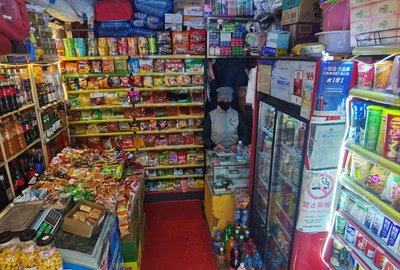 新規(guī)落地 先經(jīng)營再備案，食品銷售邁入便民時代，20年小超市終迎春天